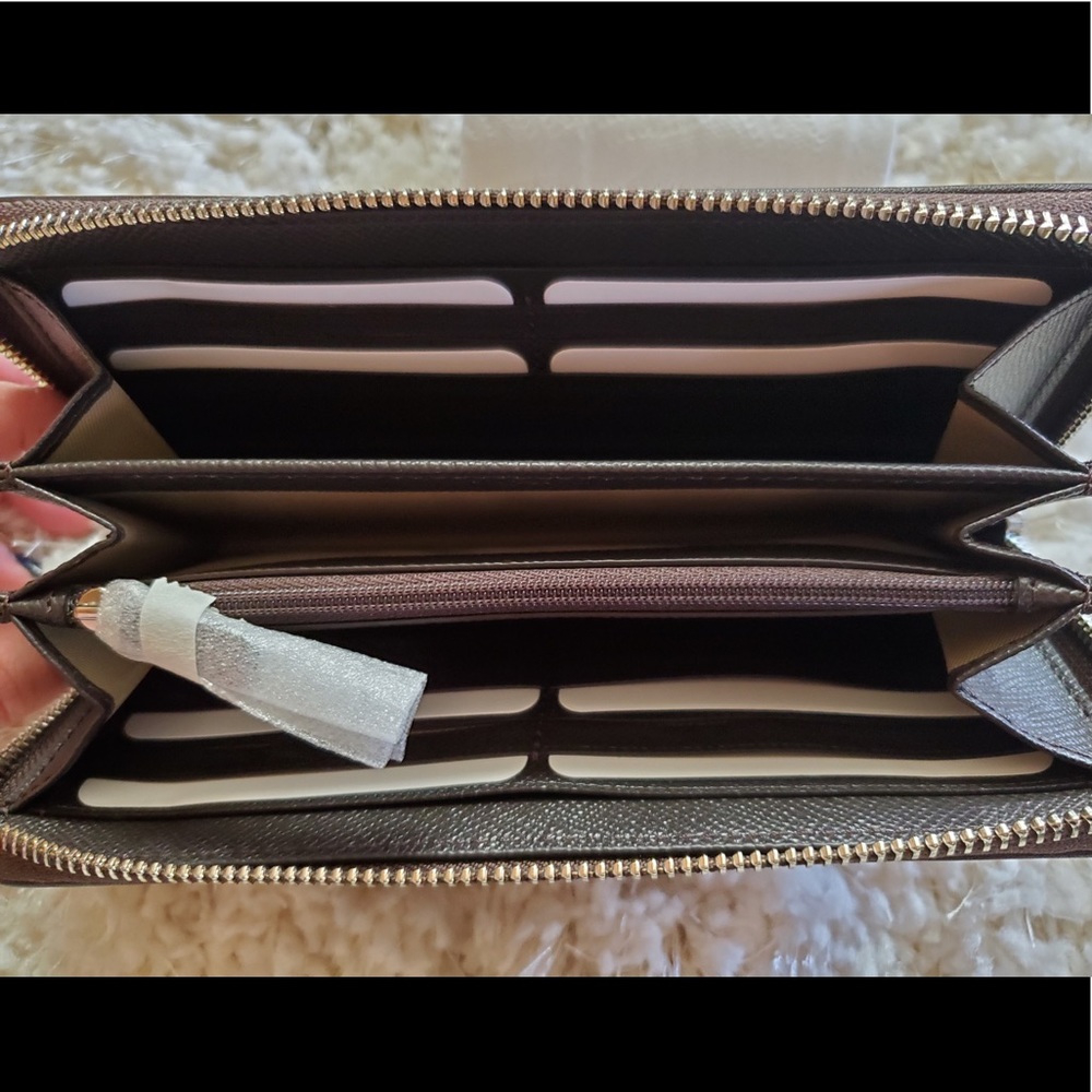 Coach Wallet - Picture 3 of 3